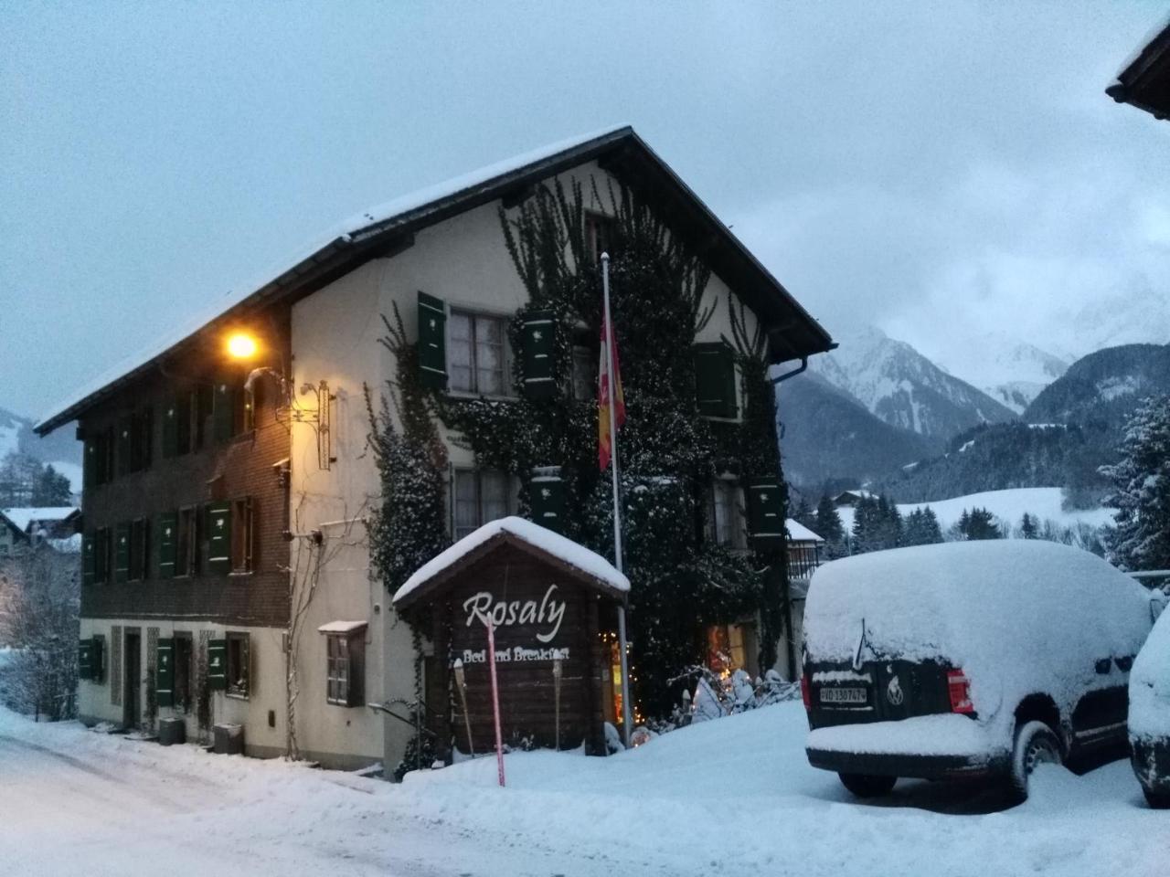 B&B Rosaly Chateau-d'Oex Esterno foto